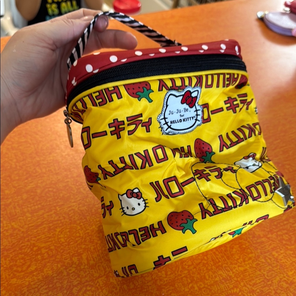 JuJuBe hello kitty pouch